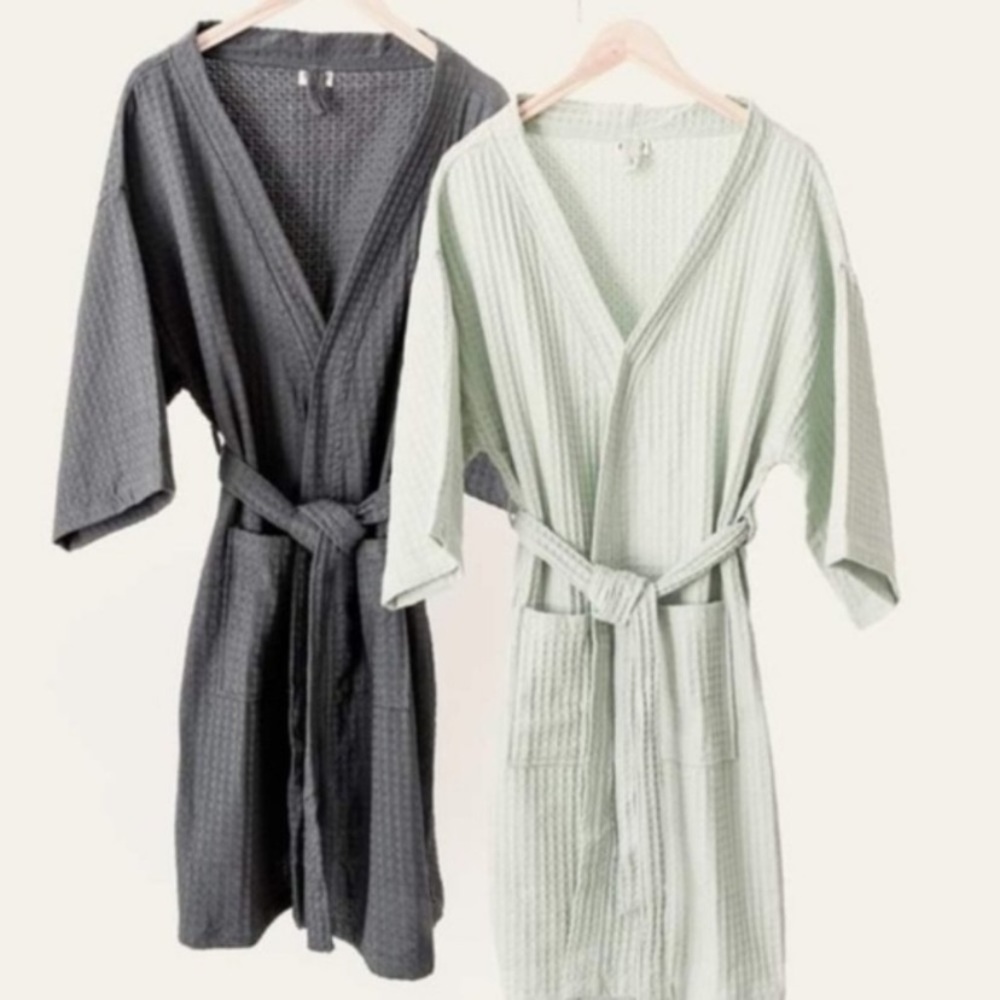 Bathen Bathrobe in Sage Green